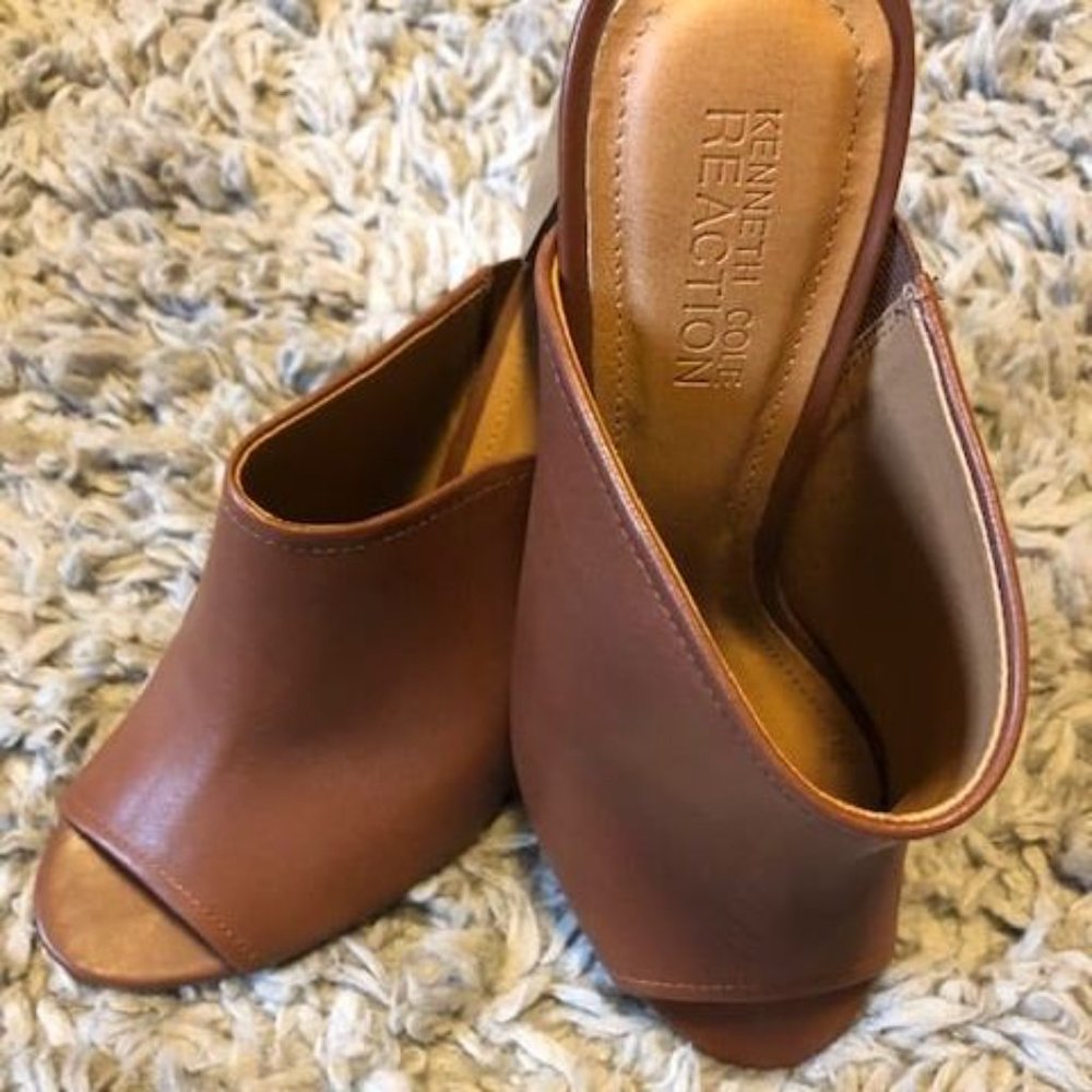 Kenneth Cole Reaction Open Toe Mules